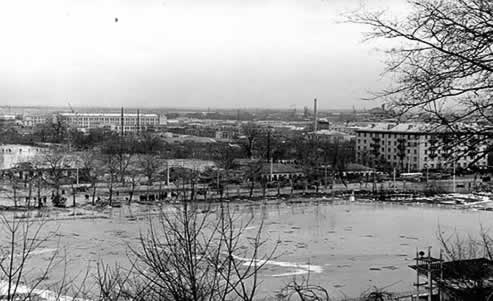 Общий вид стадиона Спартак после аварии kurenev_1961_babiy_yar_11