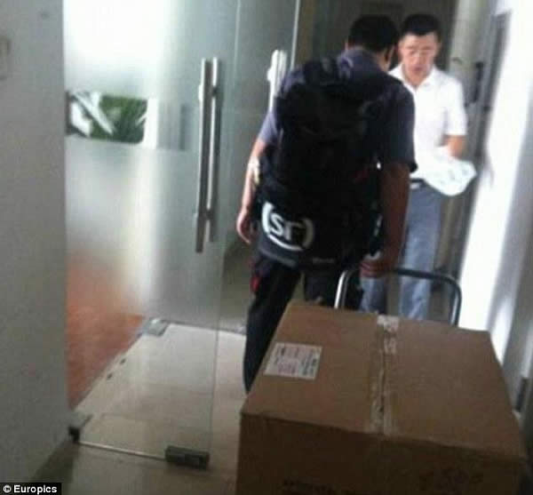 Китайский розыгрыш: В миллиметре от Премии Дарвина china jok 1