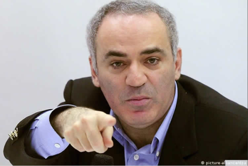 Мы должны пройти российский Нюрнберг и ответить за преступления. В противном случае законы и право можно выкинуть в мусорный ящик