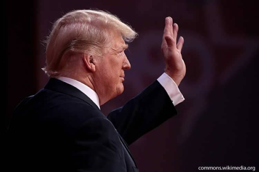 Трамп отсудил у YouTube десятки миллионов долларов