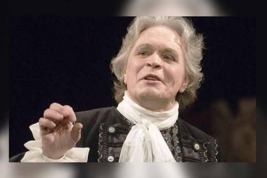 Пьеса Юрия Щуцкого «Свеча горела»